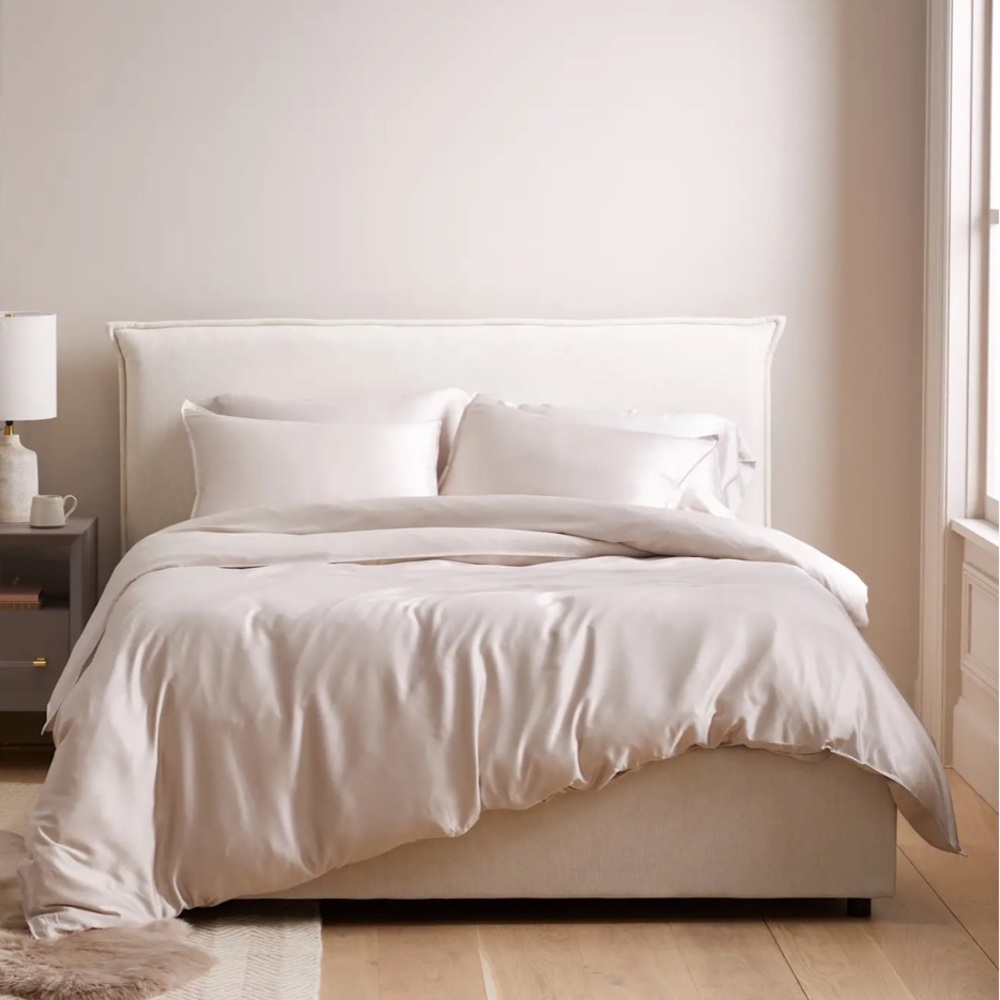 NWOT QUINCE Bamboo Duvet Cover King/Cal King Sand 4913 - Picture 3 of 9